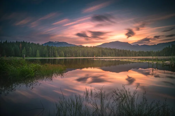 Jest Długi Ekspozycji Lost Lake Zachód Słońca Whistler Kanada — Zdjęcie stockowe