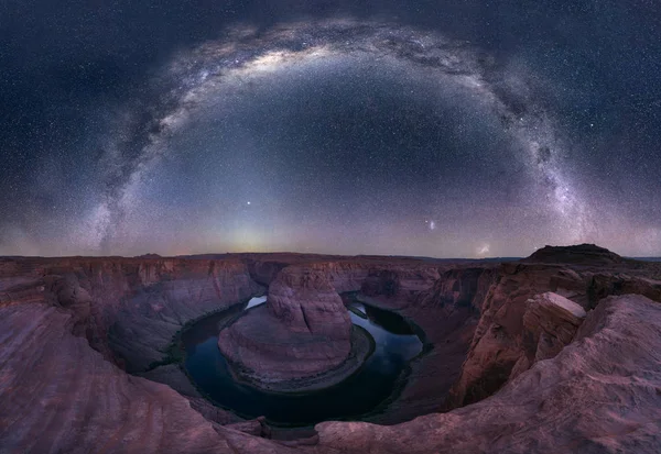 Ferro di cavallo Bend vista panoramica con fineart via lattea — Foto Stock