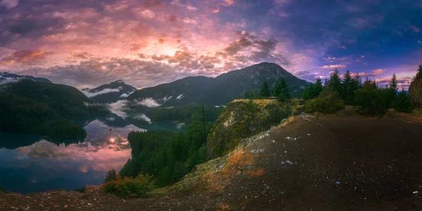 Kuzey Cascades gün batımı — Stok fotoğraf