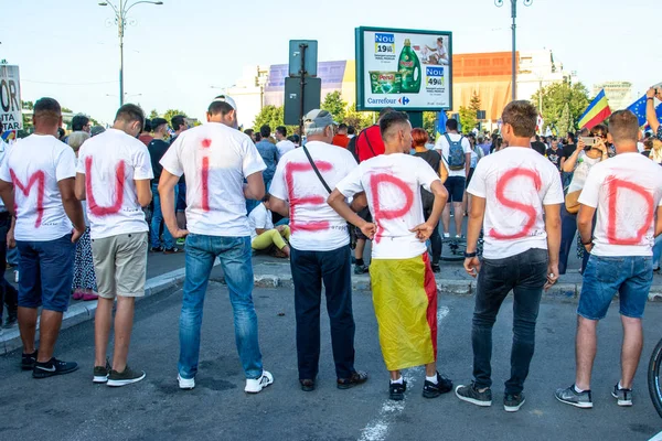 People displaing a message to Social Democrats — Stock Photo, Image