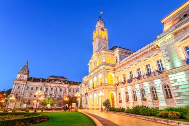 Arad, Romanya: Yönetim Palacein cetral Meydanı, hangi 