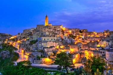 Matera, Basilicata, İtalya: Manzaralı tarihi kentin - Sass