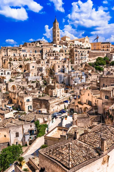 Matera, Basilicata, Italy: Landscape view of the old town - Sassi di Matera — Stock Photo, Image