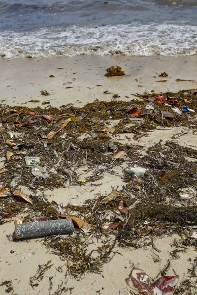 Plage très polluée en Thaïlande — Photo