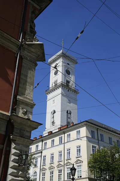 Stadhuis in Lviv, Oekraïne — Stockfoto