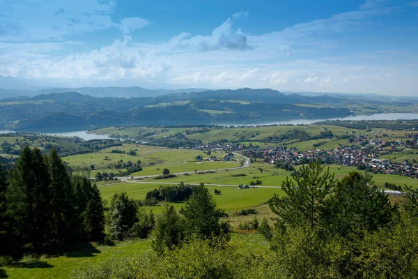 Vista Panorámica Las Montañas Pieniny Lago Czorsztynskie Visto Desde Montaña — Foto de Stock