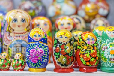 Rus ulusal ahşap matruşka oyuncağı