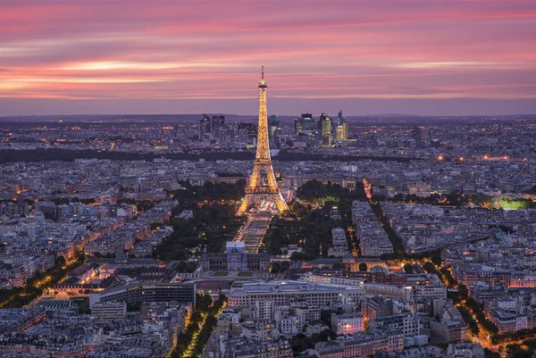 Mooie Zonsondergang Panoramisch Lange Blootstelling Foto Van Eiffel Tower Parijs Rechtenvrije Stockfoto's