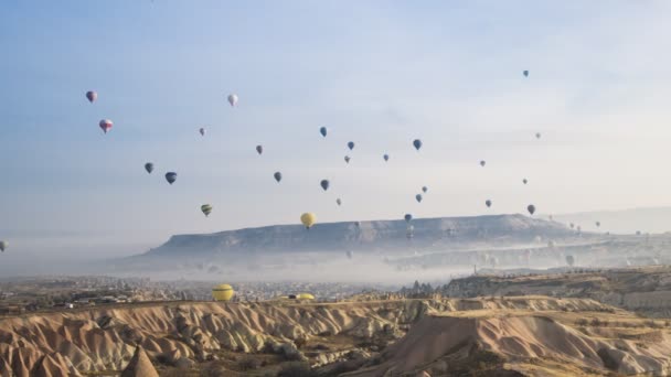 Montones Preciosos Globos Aéreos Capadocia Turquía Volando — Vídeos de Stock