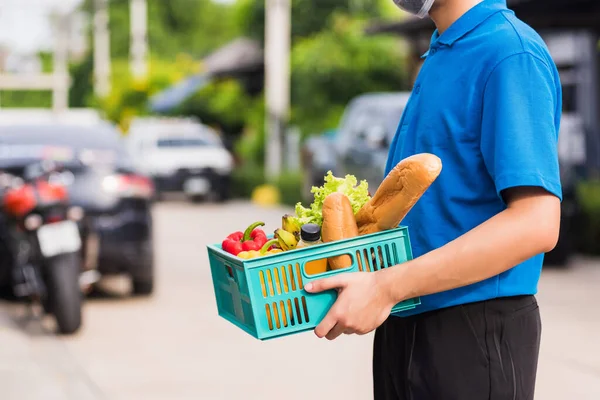 Asian Grocery Store Delivery Man Wearing Blue Uniform Face Mask — Stock Photo, Image