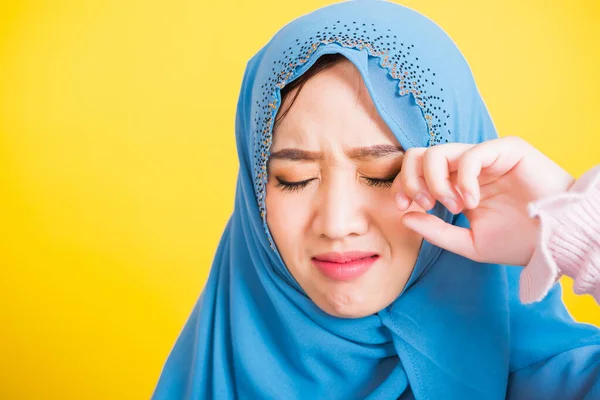Árabe Musulmán Asiático Retrato Feliz Hermosa Joven Religiosa Llevar Velo — Foto de Stock
