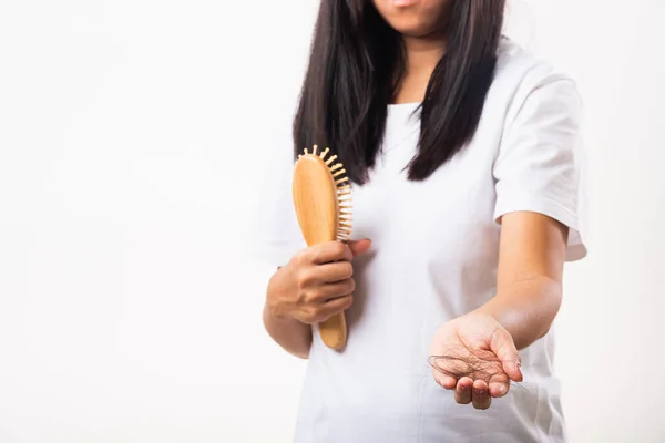 Mujer Asiática Infeliz Problema Cabello Débil Sostenga Cepillo Pelo Que —  Fotos de Stock