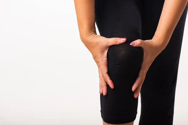 Nahaufnahme Junge Frau Schmerzt Unter Schmerzen Knie Leiden Und Sie — Stockfoto