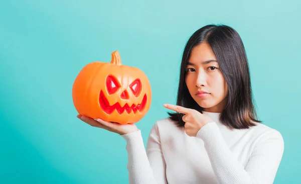 Portrait Belle Jeune Femme Asiatique Tenant Des Citrouilles Modèle Orange — Photo