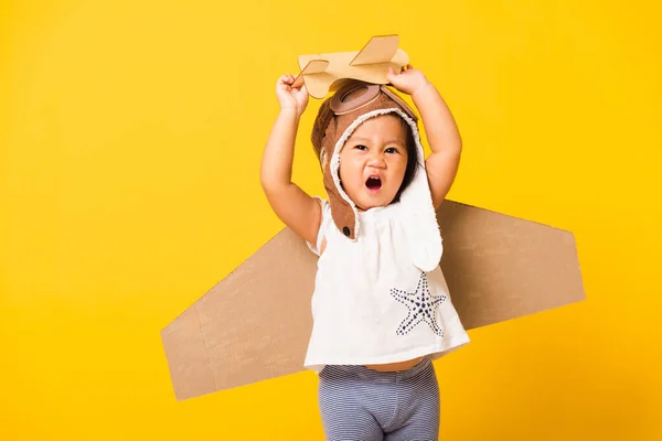 Glückliche Asiatische Schöne Lustige Kleine Mädchen Lächeln Tragen Pilotenhut Spielen — Stockfoto