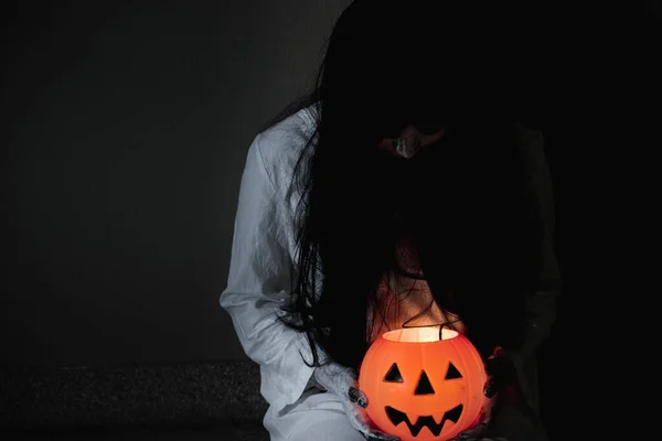 Femme Fantôme Horreur Ont Main Tenant Citrouille Concept Halloween — Photo