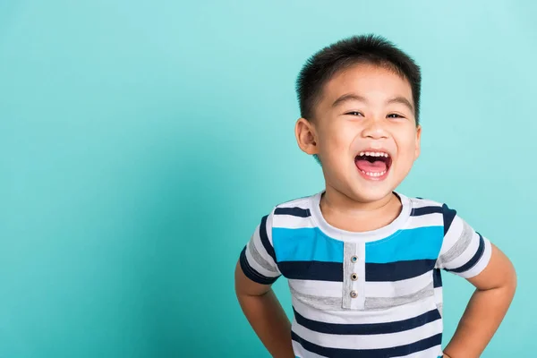Asiático Retrato Lindo Niño Niño Feliz Cara Riendo Sonríe Mirando —  Fotos de Stock