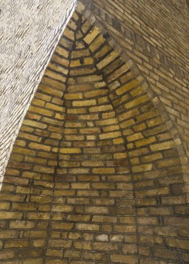 eski mimari köşe: arch ile bina eski bir köşesinde kalıntıları