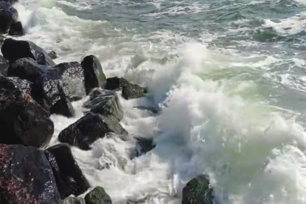 Fundo Mar Tempestuoso Com Ondas Câmera Lenta Ondas Mar Fundo — Vídeo de Stock