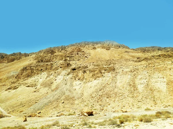 언덕과 산이 있는 네게브 사막 풍경 — 스톡 사진