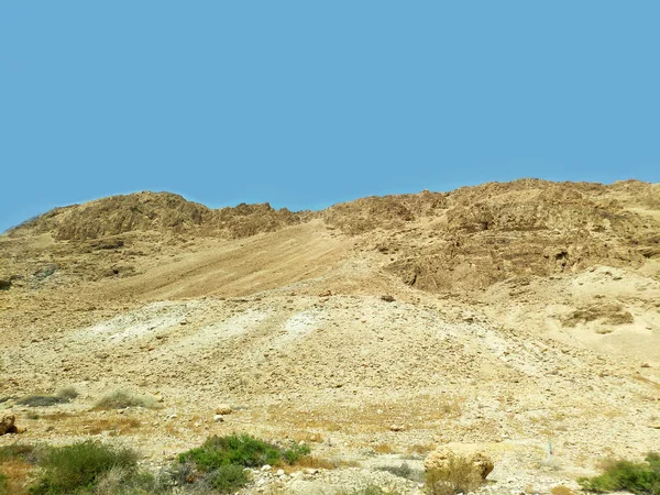 Negev Wüstenlandschaft mit Hügeln und Bergen — Stockfoto