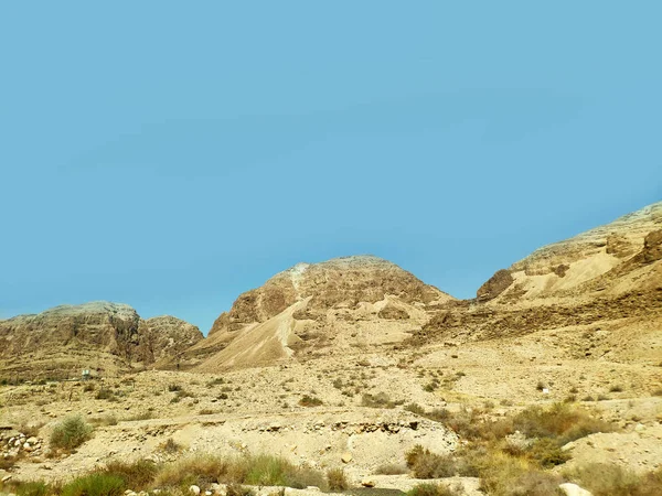 Tepeler ve dağlar ile Negev çöl manzara — Stok fotoğraf