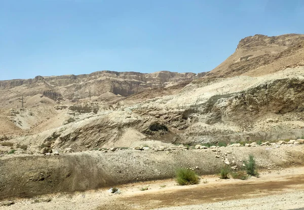 Βράχοι και λόφοι της ερήμου, καλοκαιρινές διακοπές — Φωτογραφία Αρχείου