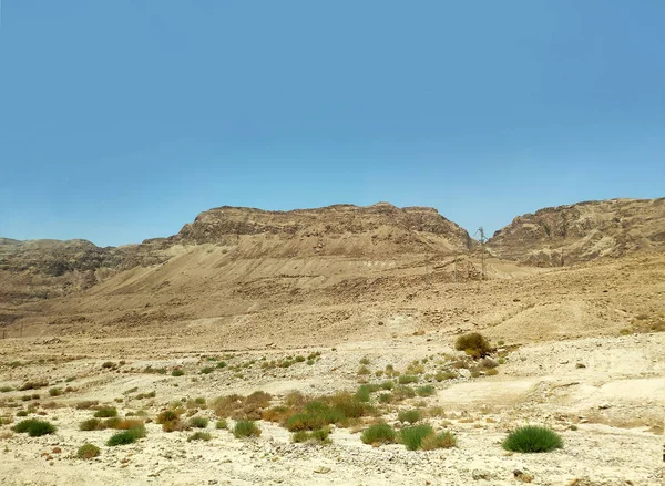 Desert landscape with rocks, hills and mountains — Stock Photo, Image