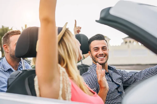 Happy Friends Having Fun Convertible Car Sunset Vacation Young Rich — Stock Photo, Image