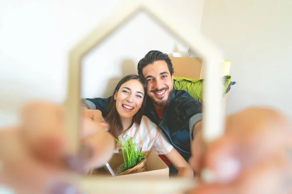 Happy Young Couple Moving New Home First Time Man Woman — Stock Photo, Image