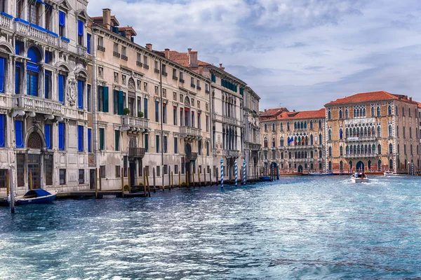 Arquitetura Cênica Longo Grande Canal Distrito San Marco Veneza Itália — Fotografia de Stock