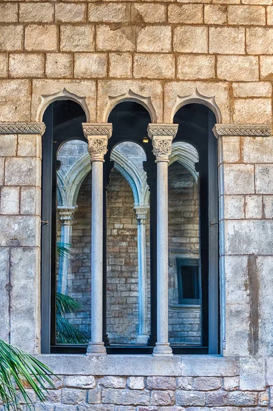 Janela Medieval Arquitetura Gótica Bairro Ribera Barcelona Catalunha Espanha — Fotografia de Stock