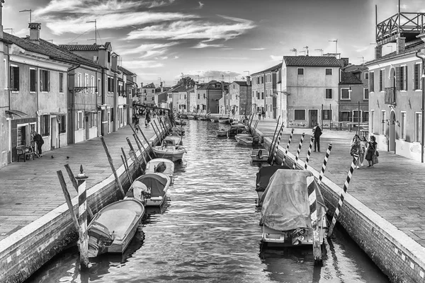 Venezia Italia Aprile Case Panoramiche Lungo Canale Sull Isola Burano — Foto Stock