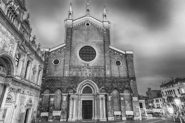 Живописный Вид Ночью Церковь Святых Иоанна Павла Районе Кастелло Венеции — стоковое фото