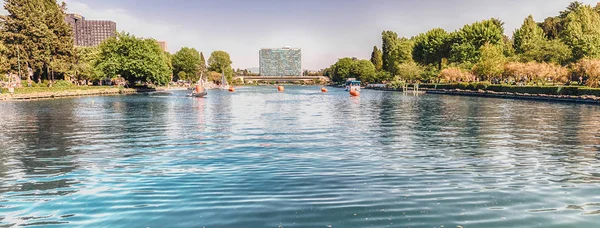 Scenic View Artificial Lake Eur District Rome Italy — Stock Photo, Image