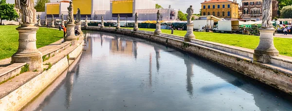 Prato Della Valle Nin Manzaralı Meydanı Padua Daki Güzel Kanalı — Stok fotoğraf