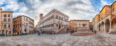 Piazza IV Novembre, ana kare ve Perugia, İtalya ortaçağ mimarisinin şaheseri manzarayı