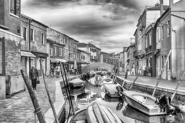 Venedig Italien April Vackra Hus Längs Kanalen Den Burano Venedig — Stockfoto