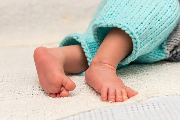 Closeup Newborn Baby Feet Beautiful Selective Focus Concept Maternity Tenderness — Stock Photo, Image