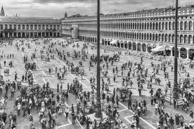 Venice, İtalya - 29 Nisan: Havadan görünümü ikonik Piazza San Marco (San Marco Meydanı), turistler, sosyal, dini ve politik merkezi Venedik, İtalya, 29 Nisan 2018