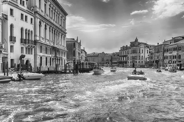 Venezia Italia Aprile Architettura Scenica Lungo Canal Grande Nel Quartiere — Foto Stock