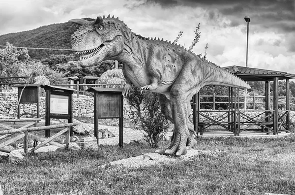 San Marco Lamis Italië Juni Carnotaurus Dinosaurus Gekenmerkt Dino Park — Stockfoto