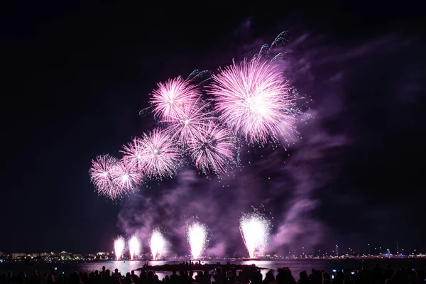 Scenic Fireworks Glowing Night 14Th July Celebrations Harbor Cannes Cote — Stock Photo, Image