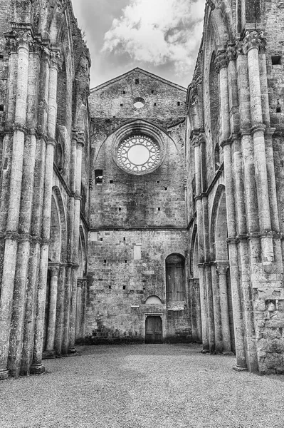 Chiusdino Italy June Interior View Iconic Roofless Abbey San Galgano — Stok Foto