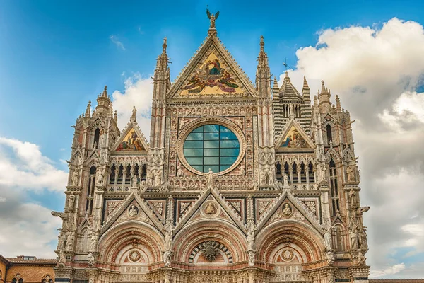 Вид Фасад Готического Собора Сиены Тоскана Италия Завершенная 1348 Году — стоковое фото
