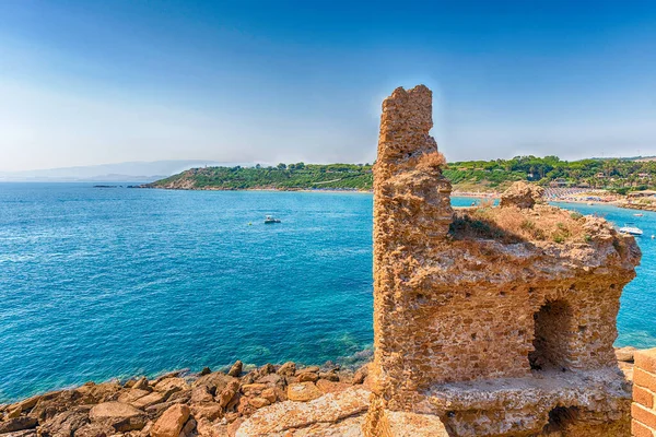 Vista Cénico Castelo Aragonese Também Conhecido Como Castella Mar Jónico — Fotografia de Stock