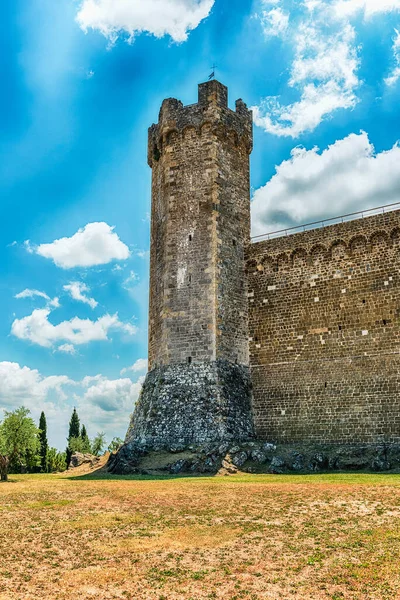 Középkori Olasz Erőd Ikonikus Látnivaló Egyik Leglátogatottabb Városnézés Montalcino Toszkána — Stock Fotó