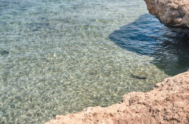 Sharm el Sheikh, Mısır 'daki bir plajdan Kızıl Deniz manzarası