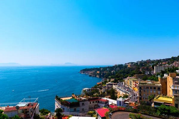 Blick Auf Die Küste Von Neapel Mit Klarem Blauen Himmel — Stockfoto