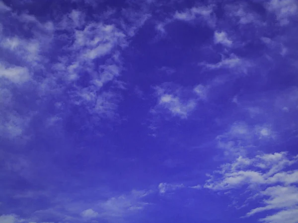 Blue Sky Clouds Trees Landscape — Stock Photo, Image